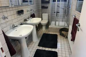Exklusive lichtdurchflutete 3 Zimmer Stadtrand Wohnung in Thielenbruch – Thielenbrucher Allee 2a, 51069 Dellbrück, Köln – Vorschaubild 12