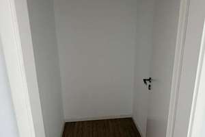 Helle 2-Zimmer-Wohnung mit Aufzug in bester Innenstadtlage – Die vollständige Adresse der Immobilie erhältst du vom Anbieter., 47798 Cracau, Krefeld – Vorschaubild 2