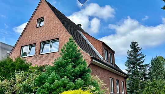 Bild von Großzügiges Zweifamilienhaus mit viel Potenzial - zur Eigennutzung oder Anlage