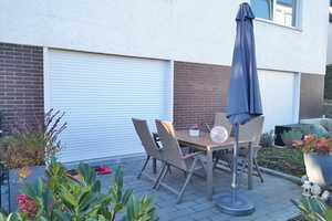 Nähe Uniklinik Bonn-Ippendorf: Modernisierte Drei-Zimmer-Mietwohnung mit großer Terrasse – Am Engelspfad 4, 53127 Bonn – Vorschaubild 2