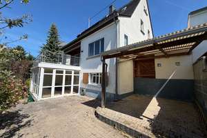 Kleine Perle mit Traumblick über Koblenz – freistehendes Einfamilienhaus mit Einliegerpotenzial – Im Schenkelsberg 6, 56076 Pfaffendorfer Höhe, Koblenz – Vorschaubild 3
