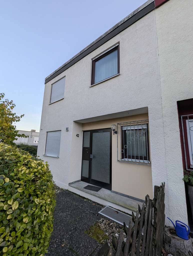 Immobilie in Großbottwar - Charmante Doppelhaushälfte mit viel Platz für die Familie in ruhiger Lage von Großbottwar - Bild 0