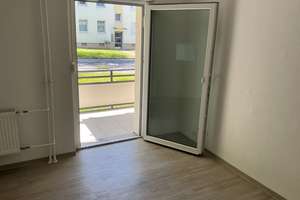 Schöne 2Zi.-EG Wohnung mit Dusche und Balkon, bezugsfertig neu renoviert! – Jacob-Mayer-Str. 6, 44793 Kruppwerke, Bochum – Vorschaubild 4