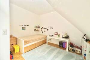 Ein Garten zum Genießen, ein Zuhause zum Wohlfühlen! - 360° Tour verfügbar  – Die vollständige Adresse der Immobilie erhältst du vom Anbieter., 40489 Wittlaer, Düsseldorf – Vorschaubild 13