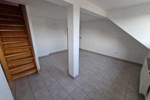 Neuwertige 1,5-Raum-Dachgeschosswohnung mit Einbauküche in Mönchengladbach – Aachener Straße 214, 41061 Mönchengladbach – Vorschaubild 2