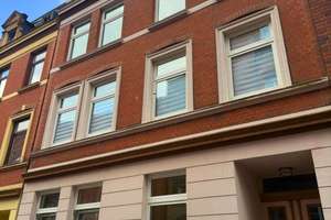 Mehrfamilienhaus Lübeck-Altstadt: Sanierungs-Juwel am Katharineum – WPB-Förderung & 4 WE möglich! – Die vollständige Adresse der Immobilie erhältst du vom Anbieter., 23552 Innenstadt, Lübeck – Vorschaubild 1