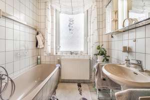 Bremen - Findorff / Modernisierungsbedürftiges Reihenhaus in sehr beliebter Lage – Die vollständige Adresse der Immobilie erhältst du vom Anbieter., 28215 Findorff-Bürgerweide, Bremen – Vorschaubild 9