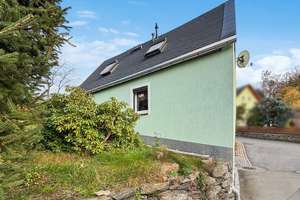 Charmantes Einfamilienhaus mit separatem Gartengrundstück in Grünhainichen – Wohnen mit Herz – Die vollständige Adresse der Immobilie erhältst du vom Anbieter., 9579 Waldkirchen/Erzgebirge – Vorschaubild 17