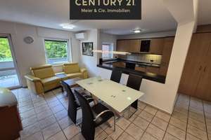 Kölner Stadtgrenze - 4-Zimmer-Wohnung mit Balkon & Stellplatz