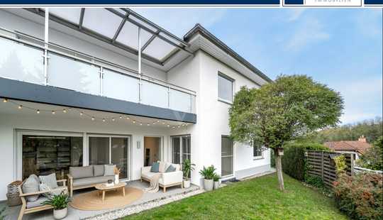 Bild von Großzügiger Bungalow mit Einliegerbereich in 1A-Wohn-/Fernblicklage, Terrasse, Balkon 2 Garagen