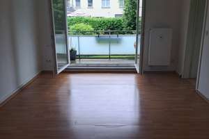 Moderne helle 2 Zimmer-Wohnung mit Balkon, neuer Einbauküche, neuem Parkettboden und Garten – Die vollständige Adresse der Immobilie erhältst du vom Anbieter., 45130 Rüttenscheid, Essen – Vorschaubild 10