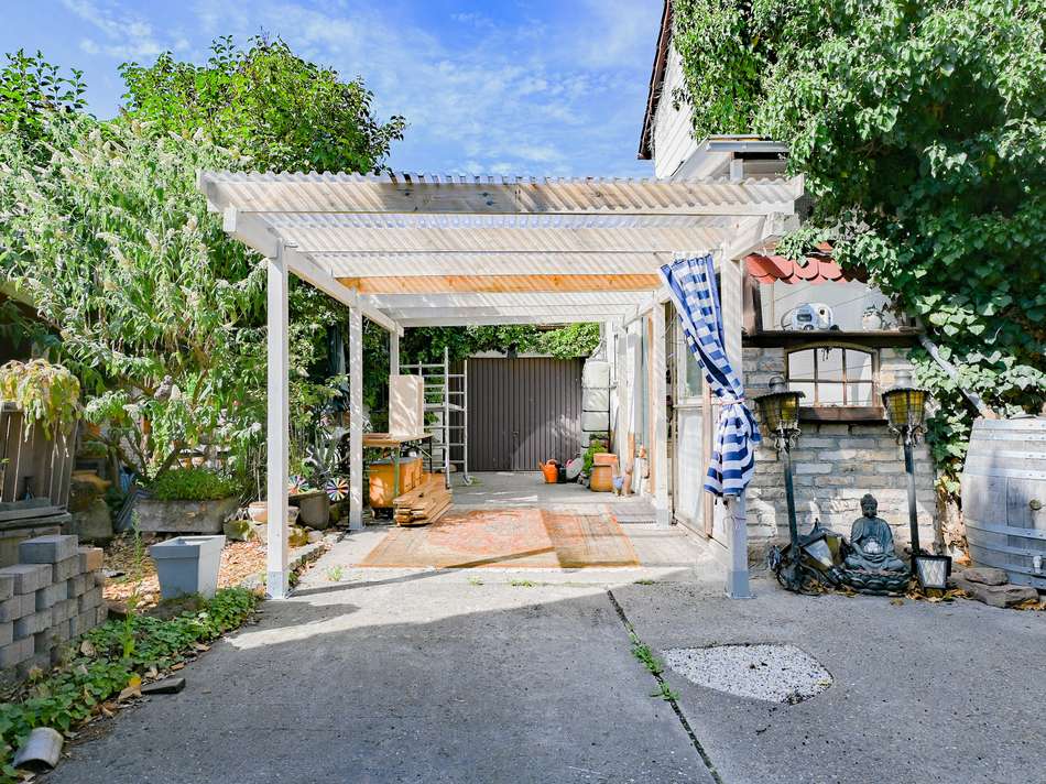 Carport