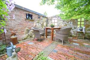 *** Traumhafter Garten mit Traumhaus ***
Eltern und Kinder werden dieses Haus lieben – Leer (Kreis) – Vorschaubild 7