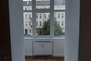 Geräumige, modernisierte 2-Zimmerwohnung mit Einbauküche und Balkon zu vermieten – Binzstraße 35, 13189 Pankow (Ortsteil), Berlin – Vorschaubild 2