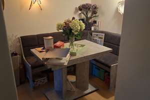 Wohnen mit Charakter: 2-Zimmer-Wohnung in Berlin-Lichtenrade mit Garage