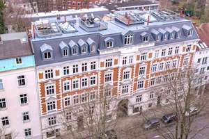 Ein Zuhause für Liebhaber klassischer Altbauarchitektur