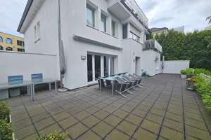 Erstklassige, luxuriöse Hochparterre Wohnung mit Garten und Garage in 1A-Lage in Bochum-Stadtpark – Die vollständige Adresse der Immobilie erhältst du vom Anbieter., 44787 Grumme, Bochum – Vorschaubild 17