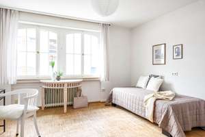 Großzügiges, außergewöhnliches Einfamilienhaus mit 6 Zimmern, Garten und Potenzial in ruhiger Lage. – Die vollständige Adresse der Immobilie erhältst du vom Anbieter., 42651 Solingen-Mitte, Solingen – Vorschaubild 17