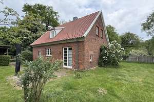 Ferienhaus mit Dauerwohnsitz – solides Landhaus im Grünen – Die vollständige Adresse der Immobilie erhältst du vom Anbieter., 49596 Gehrde – Vorschaubild 1