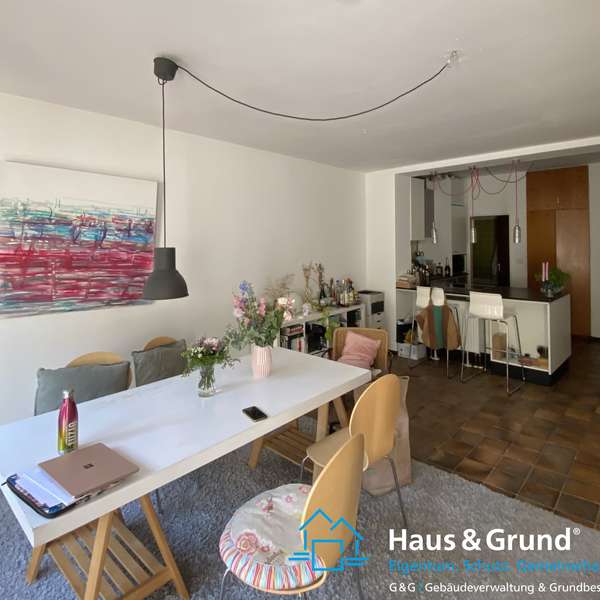 *** charmante 1-Zimmer-Wohnung - offener Wohnflair - mit eigenem Garten - im Pontviertel ***