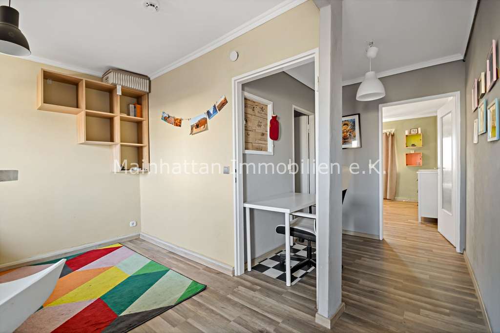 Immobilie in Eschborn - Charmant  und  Hell | 2 Zimmerwohnung mit Balkon - Ideal für Eigennutzer oder Kapitalanleger
 - Bild 2