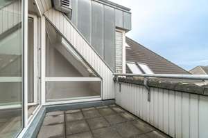 MIT Erbpacht - moderne Dachgeschoss Maisonette-Wohnung, mediterranes Flair & nah am Rhein! – Steinkribbenstraße 11, 40597 Benrath, Düsseldorf – Vorschaubild 12
