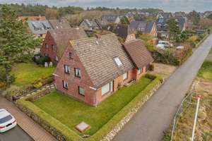 Einfamilienhaus mit Einliegerwohnung und Garage im Norden Westerlands!! – Die vollständige Adresse der Immobilie erhältst du vom Anbieter., 25980 Sylt (Gemeinde) – Vorschaubild 1