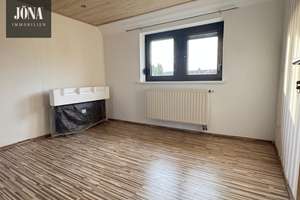 Wohnimmobilie mit großem Garten und Doppelgarage in einem angenehm ruhigen Umfeld – Die vollständige Adresse der Immobilie erhältst du vom Anbieter., 95352 Marktleugast – Vorschaubild 22