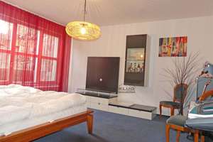 Frohnau! Großzügige Komfort-Maisonettewhg. (EG + Sout.) mit Sonnenterrasse u. Tiefgarage mit Wallbox – Die vollständige Adresse der Immobilie erhältst du vom Anbieter., 13465 Frohnau, Berlin – Vorschaubild 16