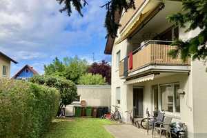 3 Familienhaus mit großem Grundstück (Baureserve) und 2 freien Wohnungen – Freiburg im Breisgau – Vorschaubild 3
