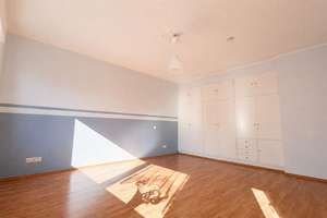 Zweifamilienhaus zwischen dem Ostpark und Parlamentsplatz - Frankfurt am Main - Ostend/Bornheim – 60385 Ostend, Frankfurt am Main – Vorschaubild 15
