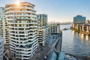 Exklusive Wohnung im Marco-Polo-Tower mit schönster Terrasse Hamburgs