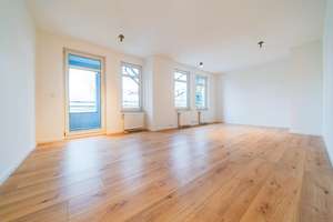 Große 5-RW*WG geeignet* EBK* 2 Bäder mit Dusche und WC* Balkon* Fahrstuhl* zentrale Lage* Top* – Schäferstraße 64, 1067 Friedrichstadt, Dresden – Vorschaubild 2