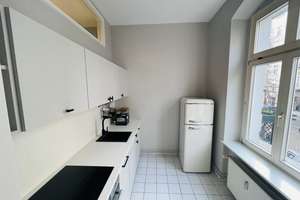 MÖBLIERTES Apartment am Helmholtzplatz! FURNISHED apartment at popular Helmholtzplatz! – Die vollständige Adresse der Immobilie erhältst du vom Anbieter., 10437 Prenzlauer Berg, Berlin – Vorschaubild 4