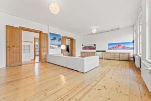 Kastanienallee 32 - Komplette 4. Etage - 217 qm - Wohnzimmer 50 qm - von privat! – Die vollständige Adresse der Immobilie erhältst du vom Anbieter., 10435 Prenzlauer Berg, Berlin – Vorschaubild 11