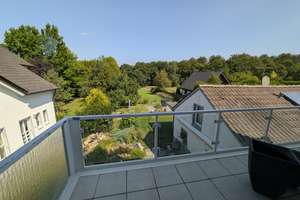 Erstbezug nach Sanierung: Traumhafte Maisonette-Wohnung mit idyllischem Garten am Naturschutzgebiet – Im Teilholz 40, 33739 Jöllenbeck, Bielefeld – Vorschaubild 3