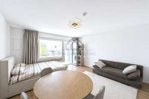 Sonnige 1-Zi-Wohnung mit Balkon in Wiesbaden Sonnenberg