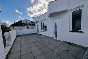 Großzügige 3-Zimmer-Wohnung mit Wintergarten, privater Dachterrasse und Blick ins Grüne – Buckower Damm 189, 12351 Britz, Berlin – Vorschaubild 23