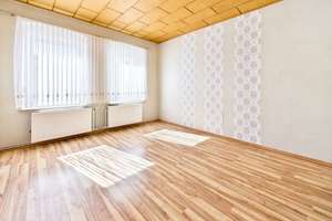 Attraktives Stadthaus mit Kamin und Hof in Bernburg – Die vollständige Adresse der Immobilie erhältst du vom Anbieter., 6406 Bernburg (Saale) – Vorschaubild 8