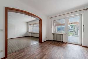MG-Hehn! Großzügiges Reihenhaus als Raumwunder mit 7 Zimmern! – Die vollständige Adresse der Immobilie erhältst du vom Anbieter., 41069 Hehn, Mönchengladbach – Vorschaubild 6