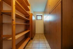 Architektenhaus in ruhiger Feldrandlage mit Einliegerwohnung – ideal für Familie oder Mehrgeneration – Die vollständige Adresse der Immobilie erhältst du vom Anbieter., 51399 Burscheid – Vorschaubild 18