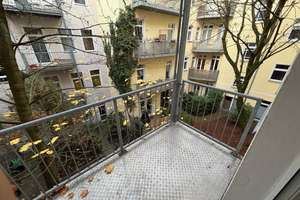Bezugsfreie 1-Zimmer Altbauwohnung mit Balkon in Friedrichshain – Die vollständige Adresse der Immobilie erhältst du vom Anbieter., 10247 Friedrichshain, Berlin – Vorschaubild 7