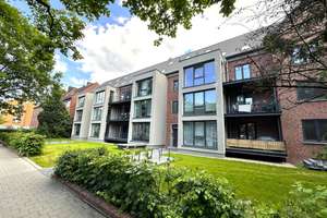 Moderne Dachgeschoss - Wohnung! 2 Ebenen, Balkon, Wohnküche, Schlafzimmer und Studiozimmer!!!