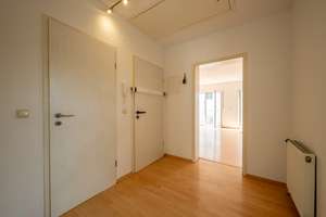 Charmante 2-Zimmer-DG-Wohnung mit Keller, Dachspitz und TG nahe Offenbacher Innenstadt & Mainufer – 63067 Ledermuseum, Offenbach am Main – Vorschaubild 10