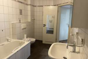 Großer Garten und geräumige Wohnküche in Lämmerspiel,  2,5-Zimmer-Wohnung, keine Hunde möglich – Die vollständige Adresse der Immobilie erhältst du vom Anbieter., 63165 Mühlheim am Main – Vorschaubild 9