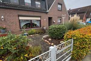 Dreiseitig freistehendes Einfamilienhaus in ruhiger Lage mit Terrasse, Garten, Anbau, Garage – Bremen – Vorschaubild 2