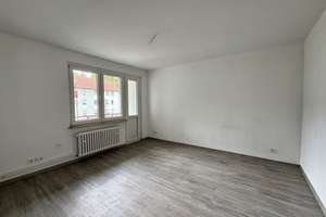 stadtnahe, bezugsfertige 2-Zimmer-Wohnung mit Loggia – Sachsenstr. 22, 44793 Kruppwerke, Bochum – Vorschaubild 3