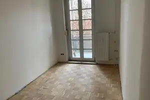 Neu renovierte 3 Zimmer Wohnung mit Balkon und Echtholzboden – Helenenhof 4, 90419 Nürnberg – Vorschaubild 3