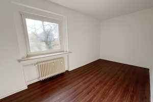 Frisch Für Sie renoviert: Exklusive 3-Zimmer-Wohnung in Lennep – Max-von-Laue-Straße 29, 42897 Remscheid – Vorschaubild 3