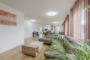 Barrierefreie 3-Zimmer-Wohnung mit Balkon, Keller und Tiefgaragenstellplatz – 70435 Zuffenhausen-Mitte, Stuttgart – Vorschaubild 3